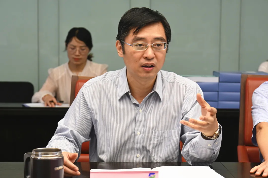 省國資委紀(jì)檢監(jiān)察組組長陳金池督導(dǎo)檢查蘇鹽集團安全生產(chǎn)和疫情防控工作 省國資委紀(jì)檢監(jiān)察組組長陳金池督導(dǎo)檢查蘇鹽集團安全生產(chǎn)和疫情防控工作